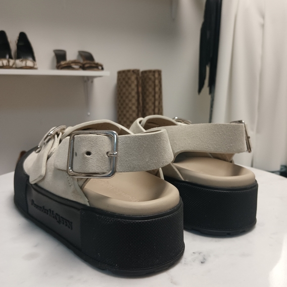 ALEXANDER MCQUEEN SANDALS - Picture 3 of 4